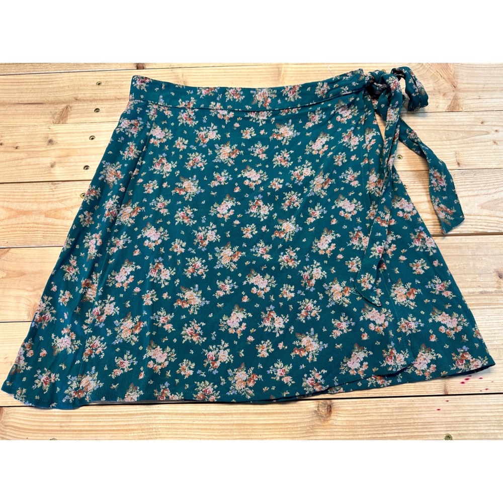 American Eagle Teal Floral Wrap Mini Skirt XS Green Boho Summer Tie Waist Skirt